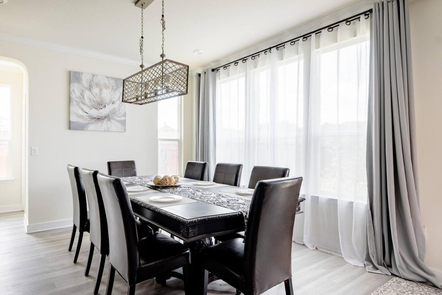 Holiday home Luxury Room #3 Near Mckinney Falls & Airport Austin