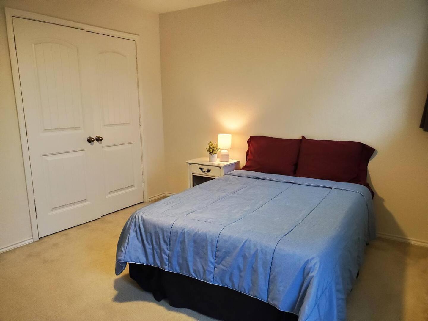 Luxury Room #3 Near Mckinney Falls & Airport