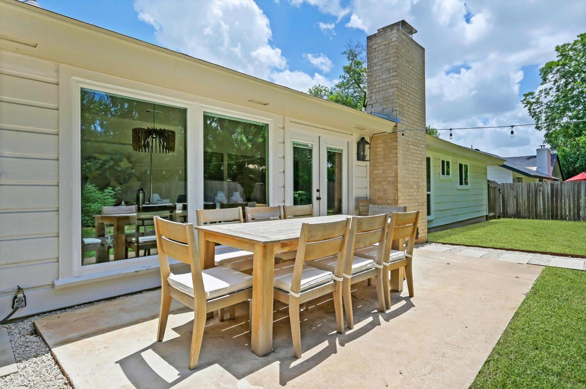 Oasis Zilker, Downtown, Pool, 3 Bedroom * Austin