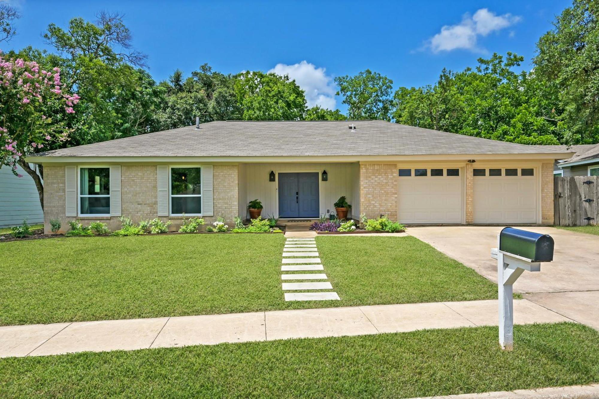 Oasis Zilker, Downtown, Pool, 3 Bedroom Holiday home *