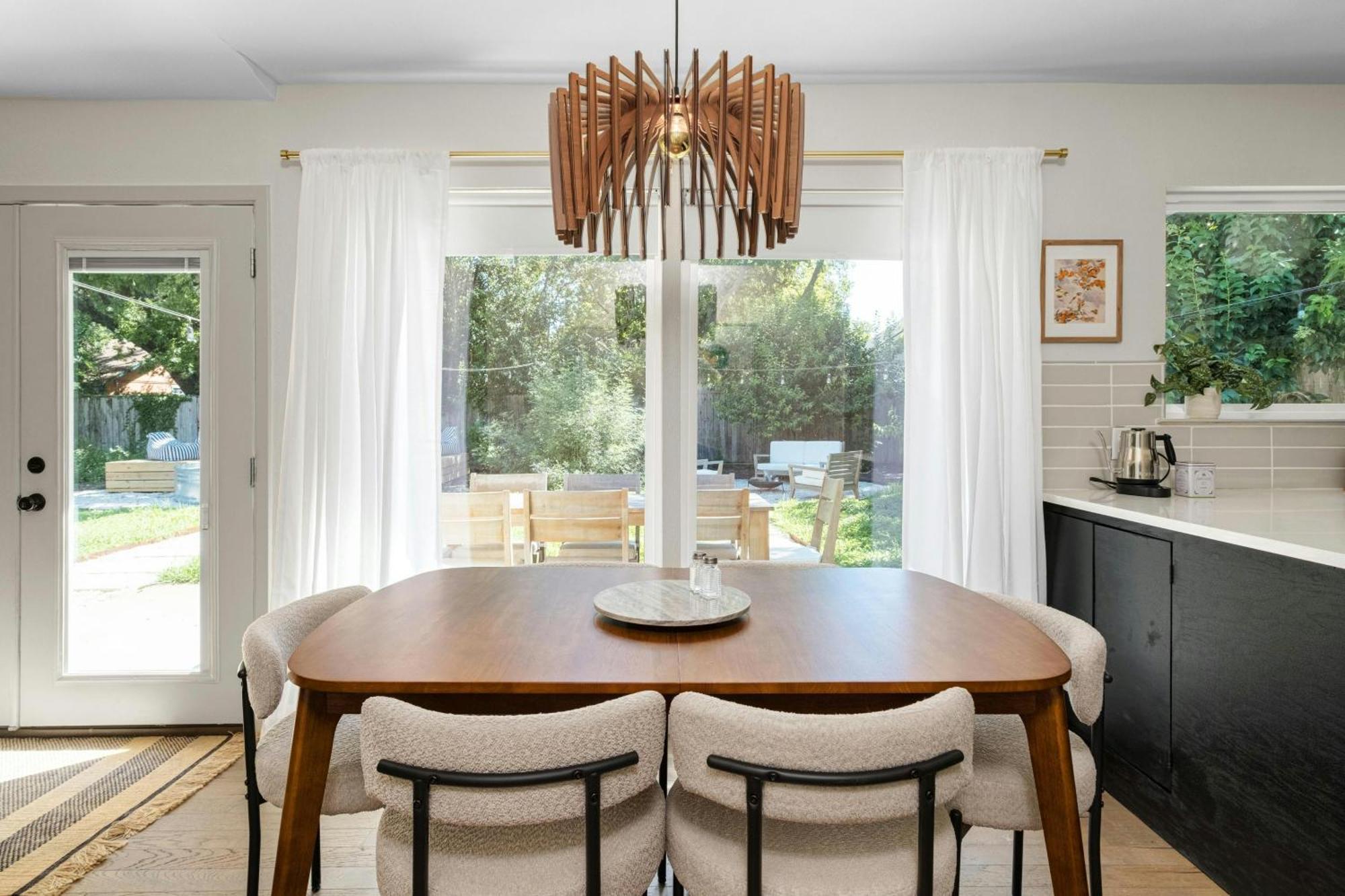 Oasis Zilker, Downtown, Pool, 3 Bedroom