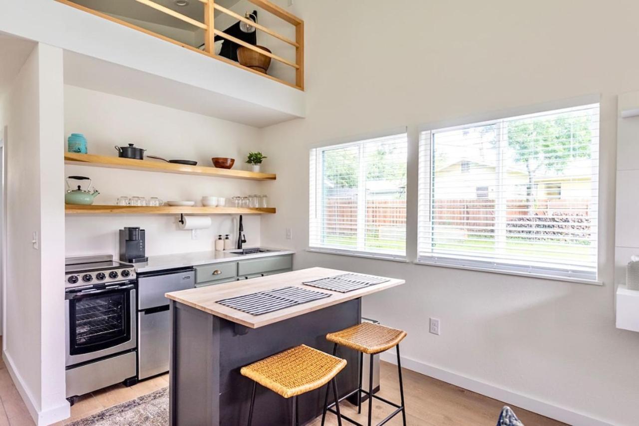 Extended Retreat - Cozy Yet Spacious Tiny Gem Apartment