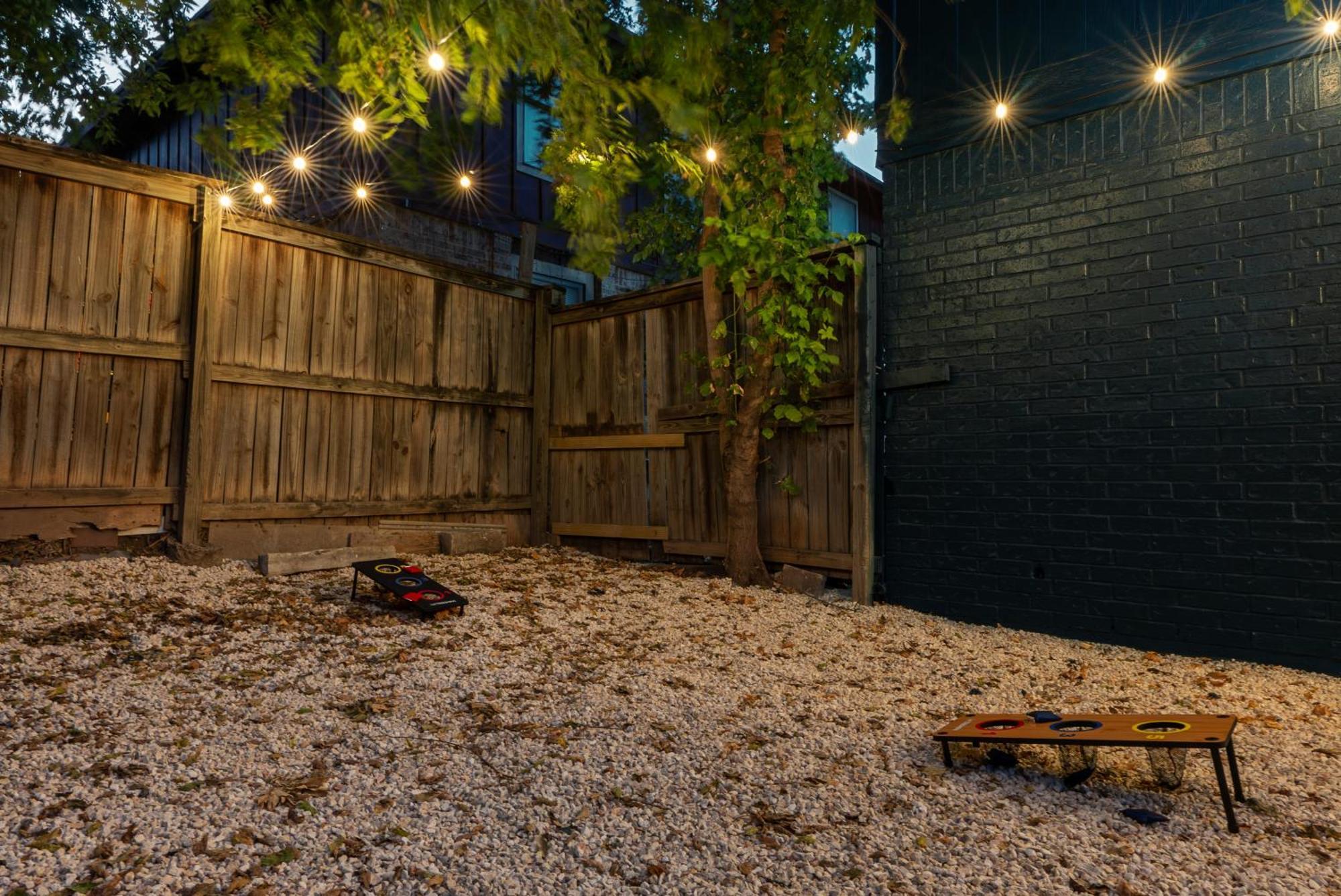 Stylish 2br Oasis With Private Patio - Sleeps 8 * Austin