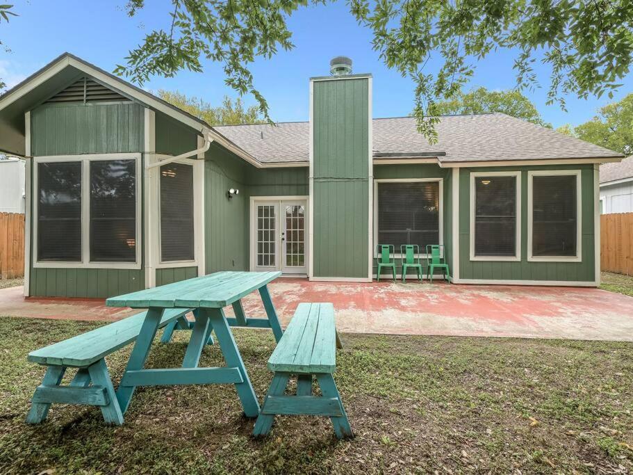 Holiday home Great In Austin's Wells Branch Neighborhood!