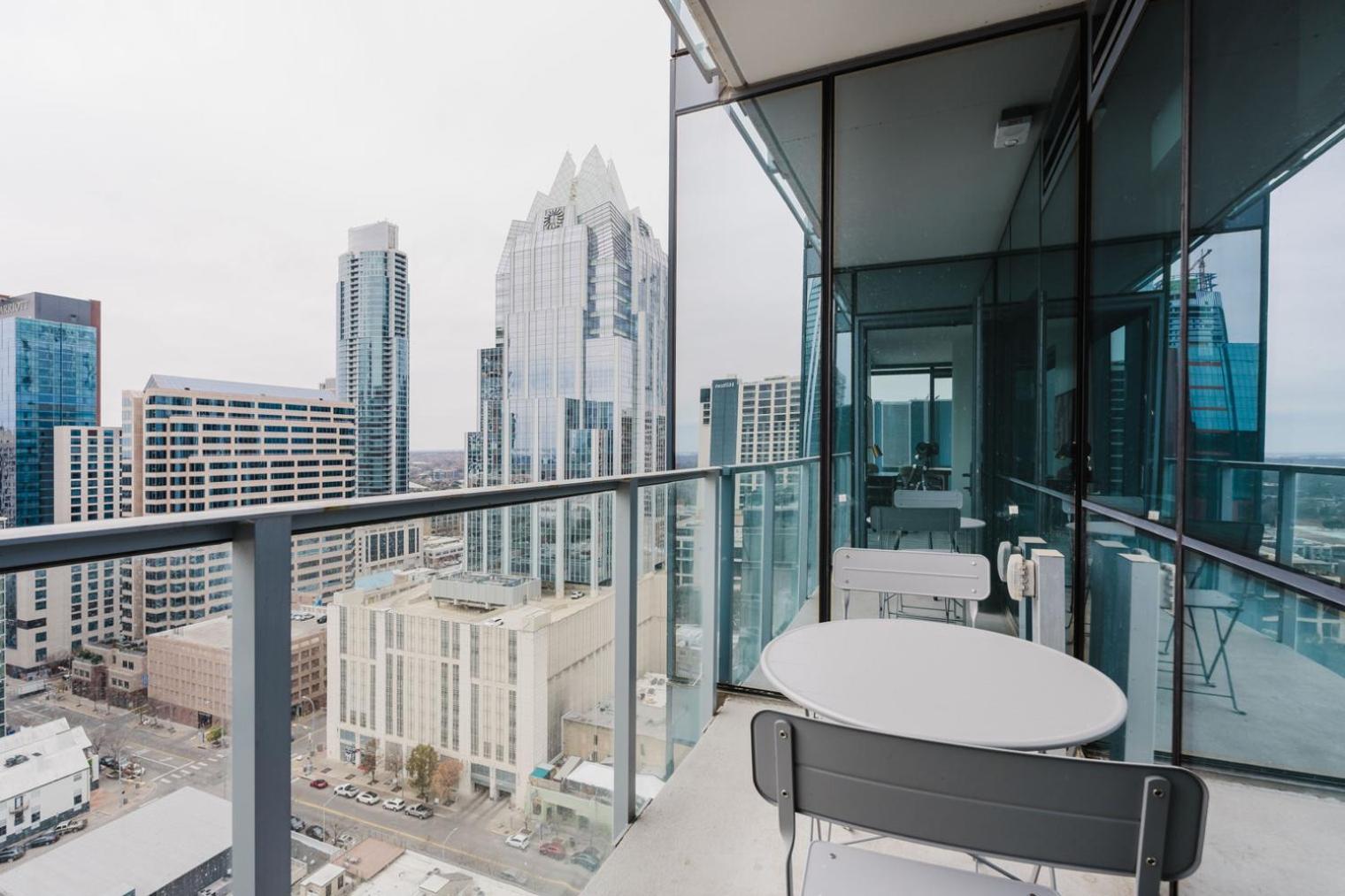 Blueground Downtown Pool Ac Nr Capitol Atx-293 Apartment