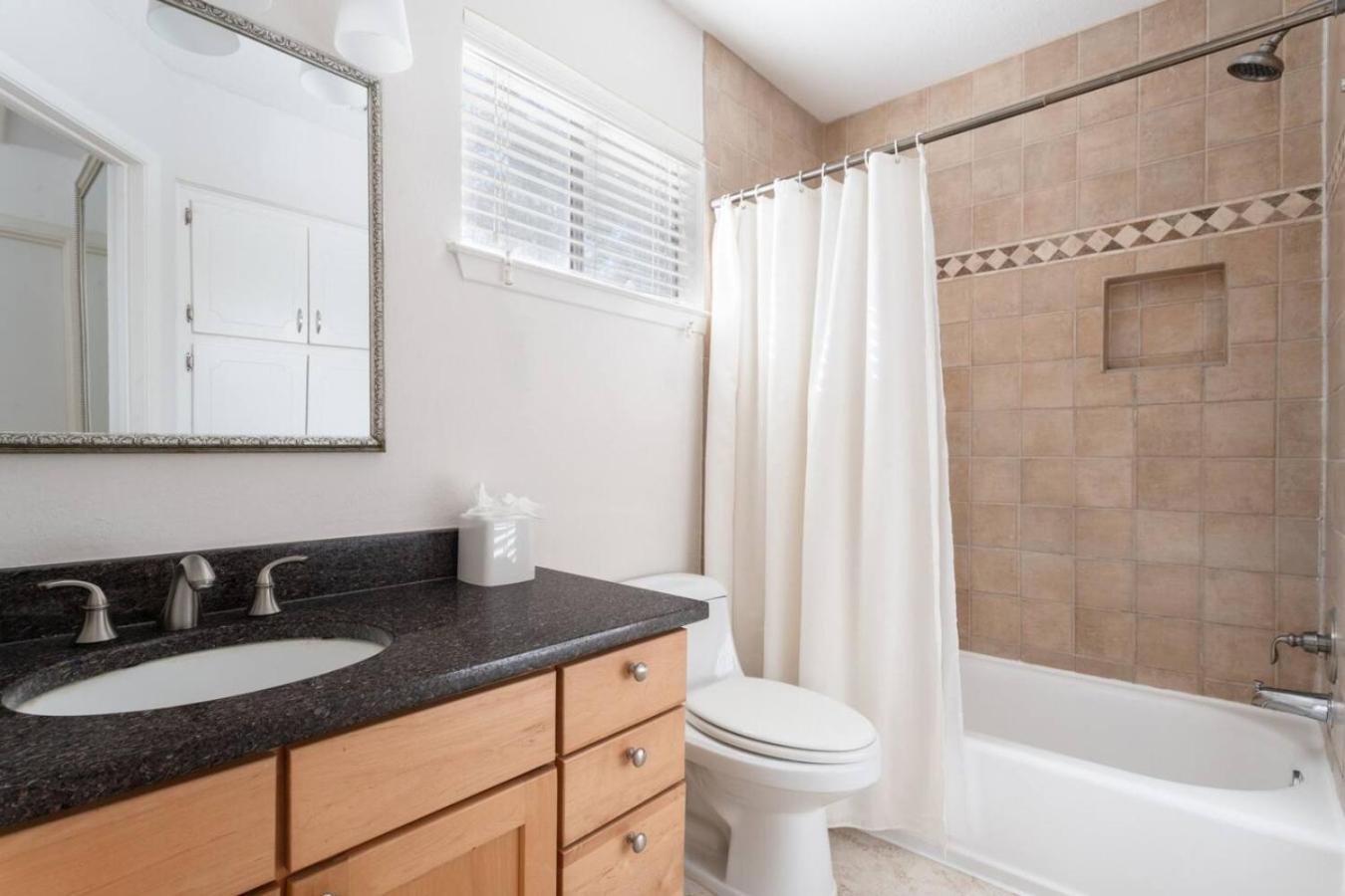 Great 2br Heart Of Holiday home