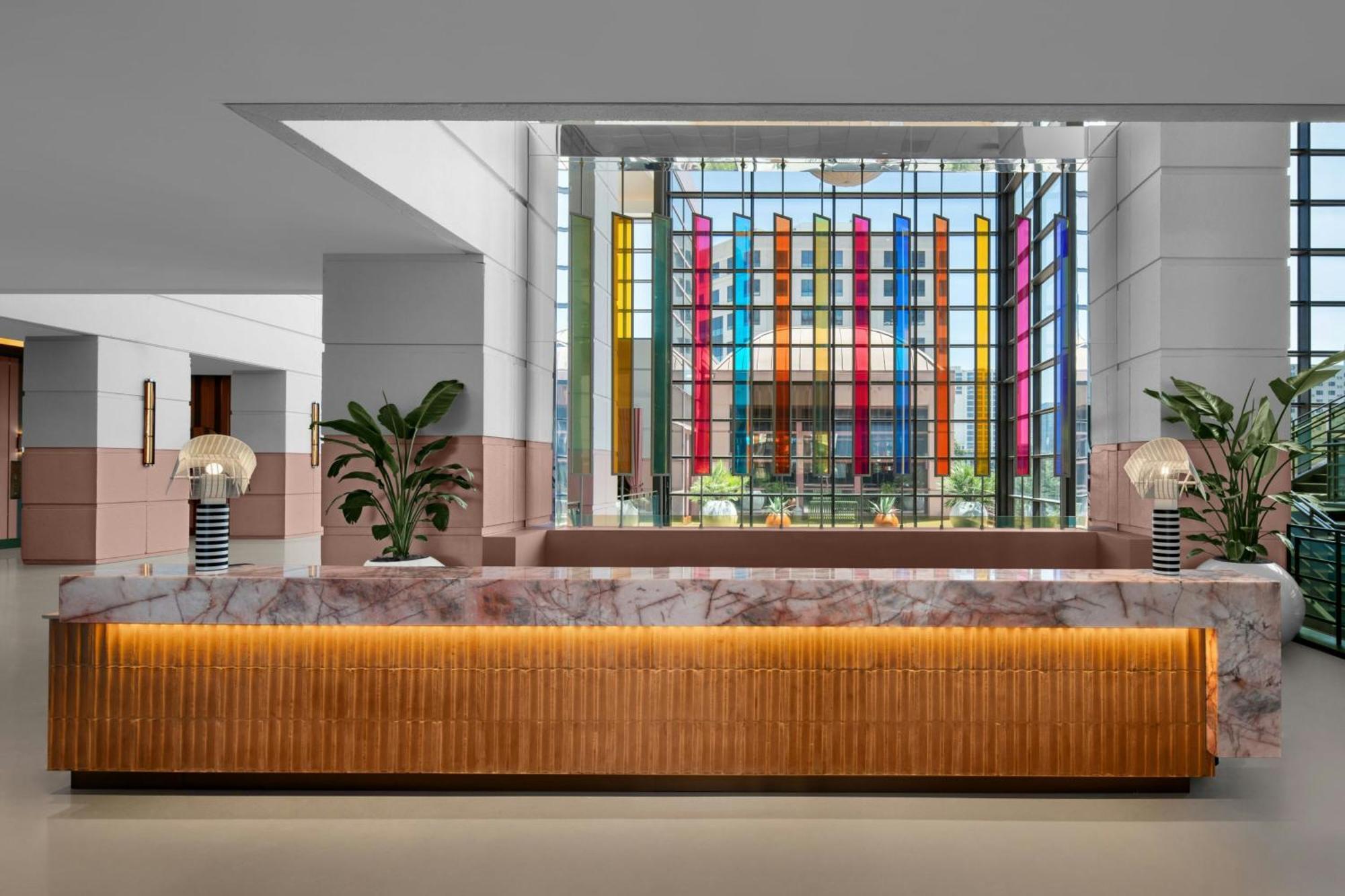 Downright Austin, A Renaissance Hotel Austin