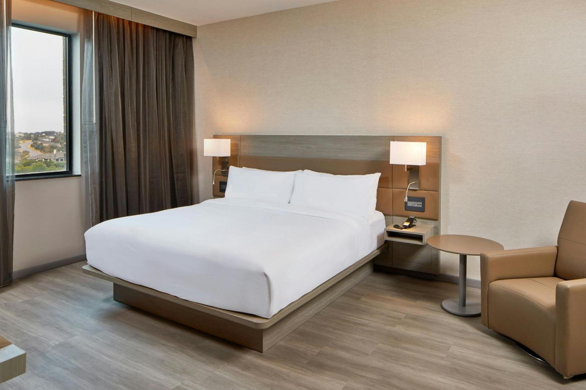 Ac By Marriott Hill Country Hotel 3*