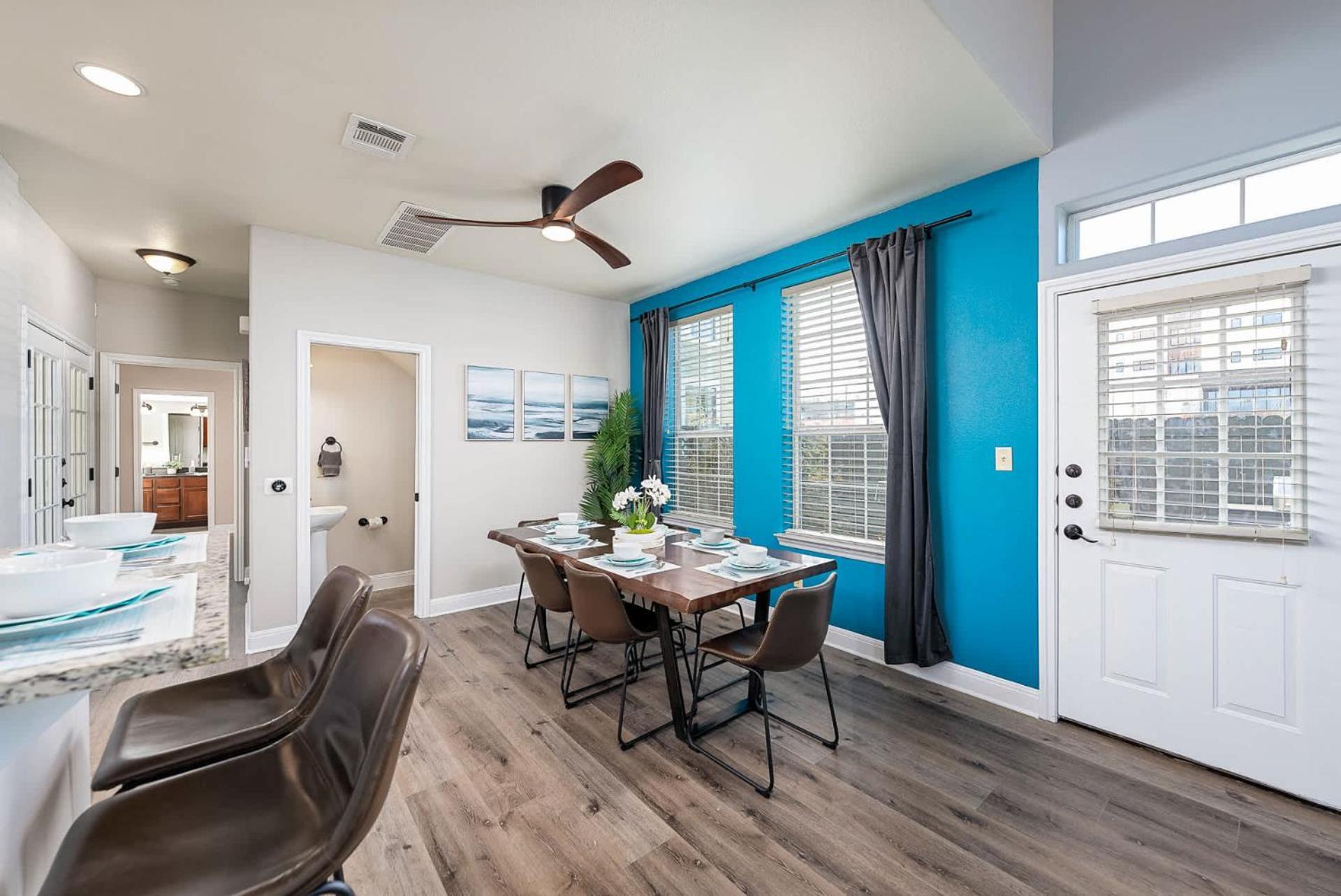 Cozy 8br Family With Backyard * Austin