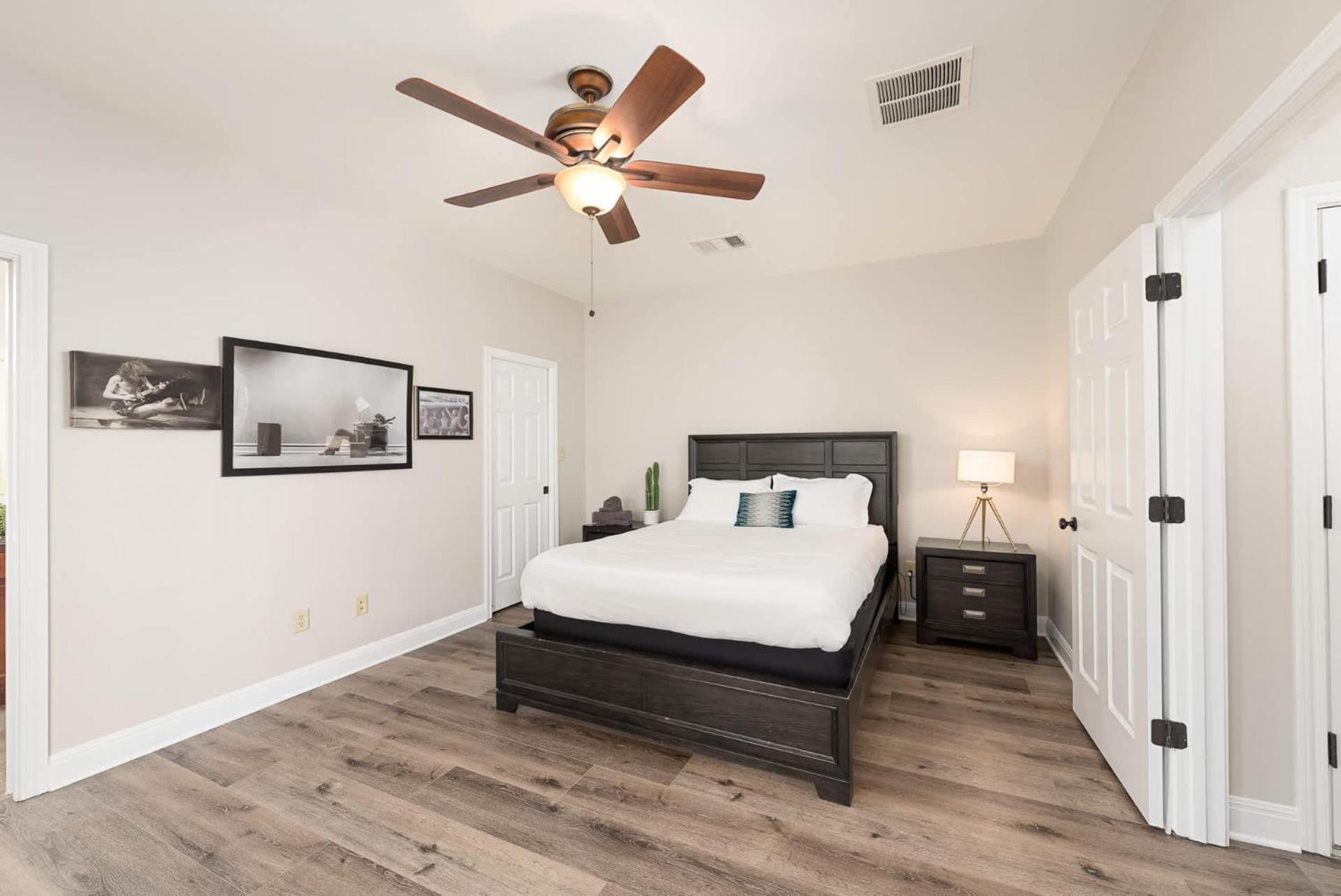 Cozy 8br Family With Backyard Holiday home *