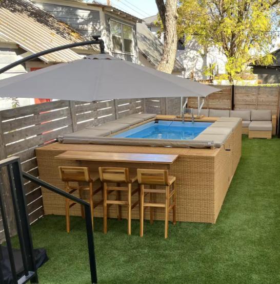 7 Bdrm Compound Near Dt Perfect For Sxsw New Pool March 2025 Holiday home