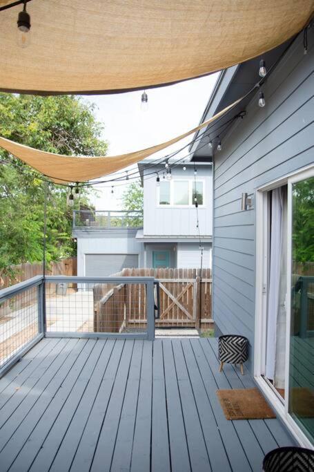 Cute With King Bed - Prime Location Holiday home *