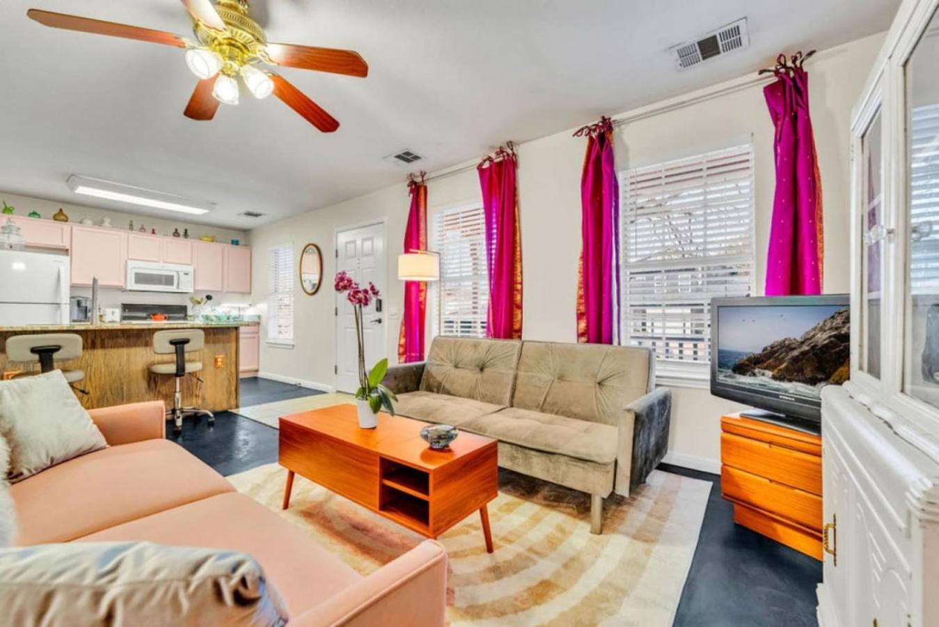 East Dreamhouse Holiday home