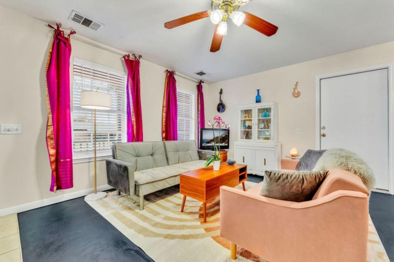 East Dreamhouse Holiday home