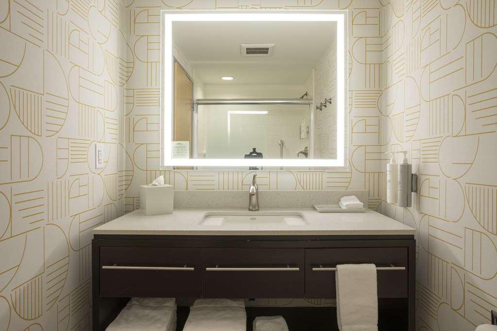 Home2 By Hilton North/near The Domain, Tx 3* Austin