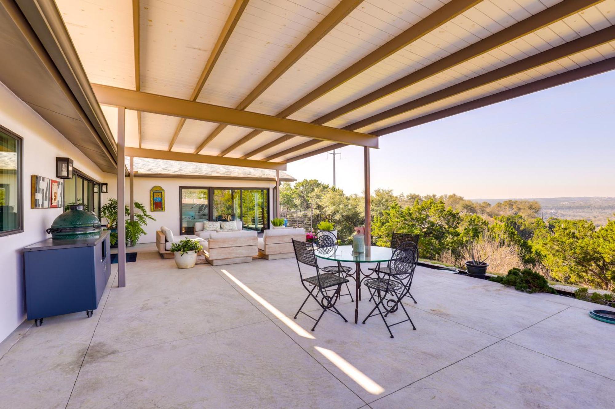 Holiday home Luxe Mid-century With Canyon Views