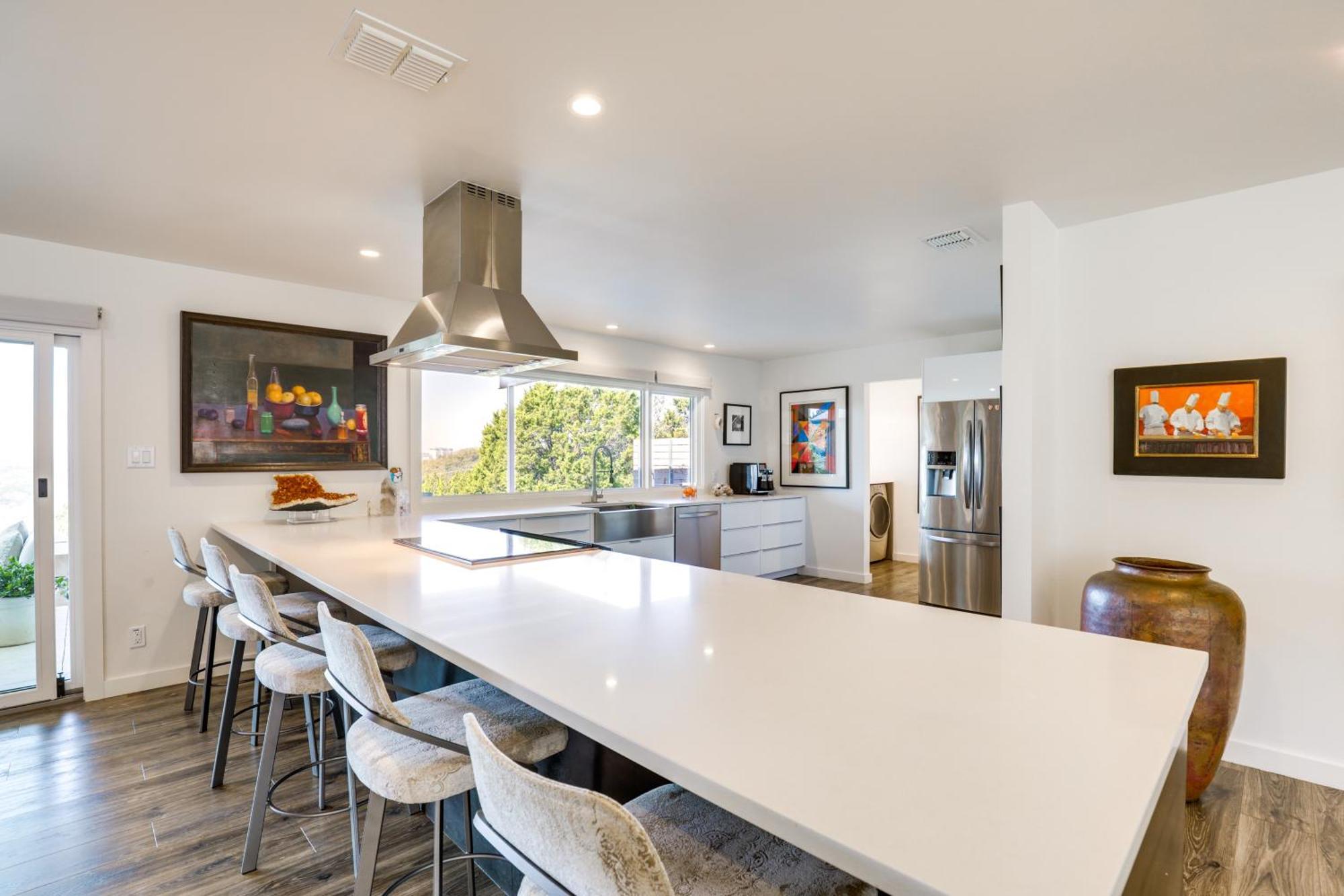 Luxe Mid-century With Canyon Views Austin