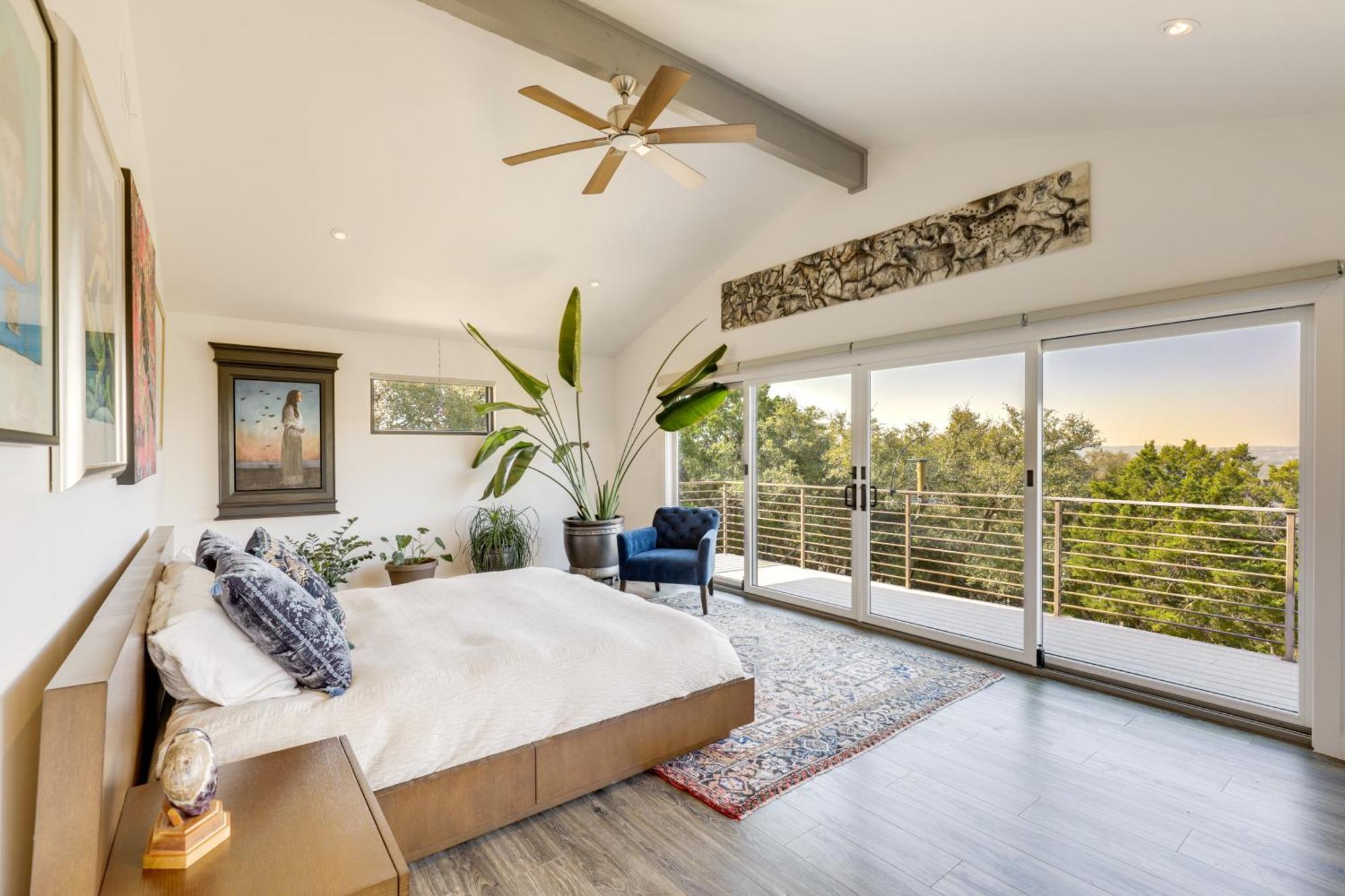 Luxe Mid-century With Canyon Views * Austin