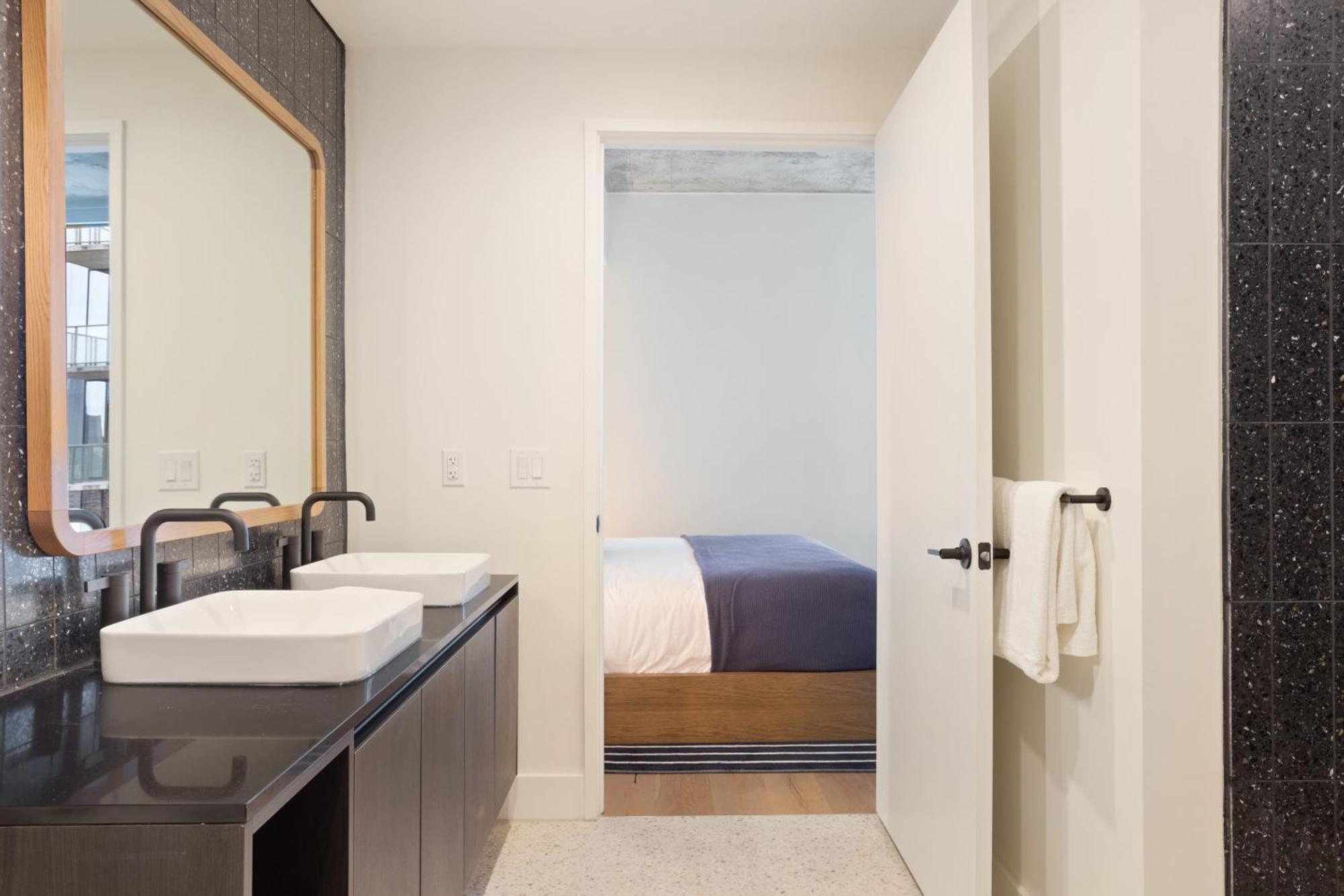 Holiday home Sleeps 40 12 In New High Rise W Rooftop Pool Gym Yoga