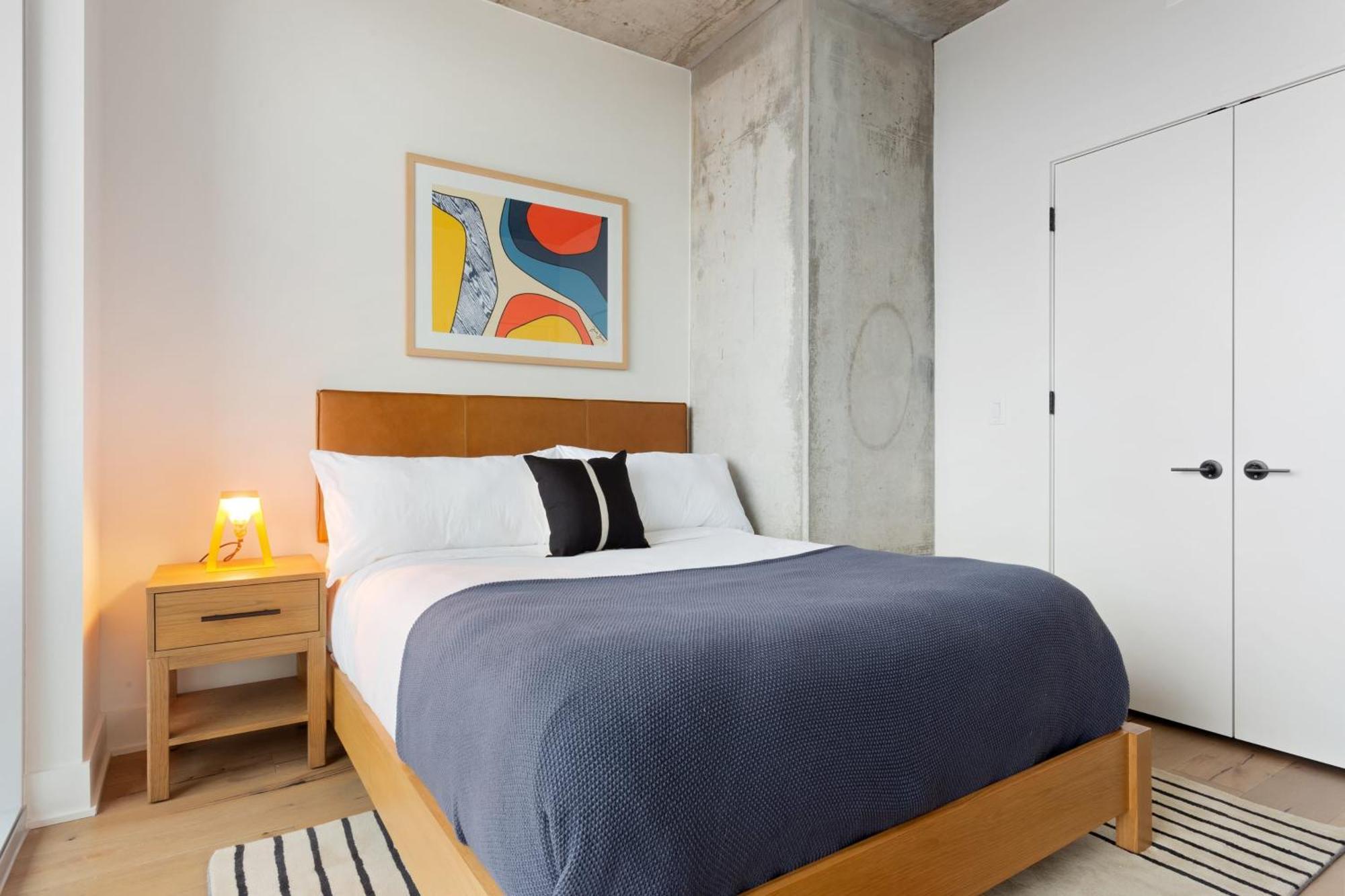 Holiday home Sleeps 40 12 In New High Rise W Rooftop Pool Gym Yoga Austin
