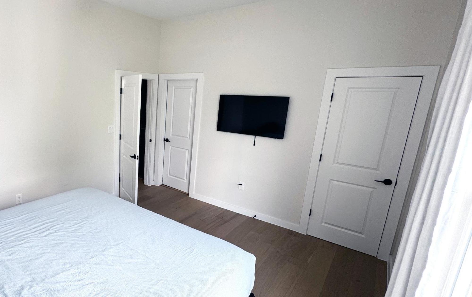 New Build Munson Retreat 3 King *
