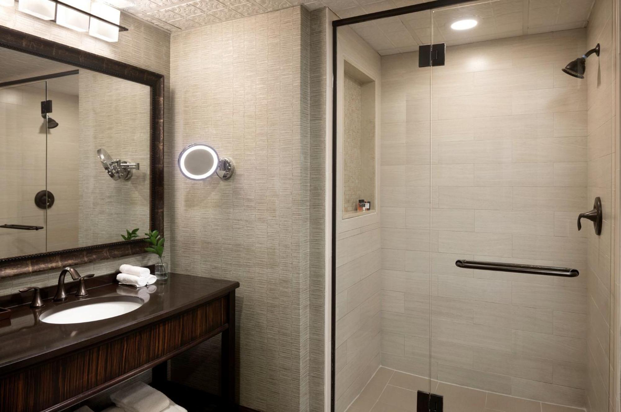 Omni Downtown Hotel Austin