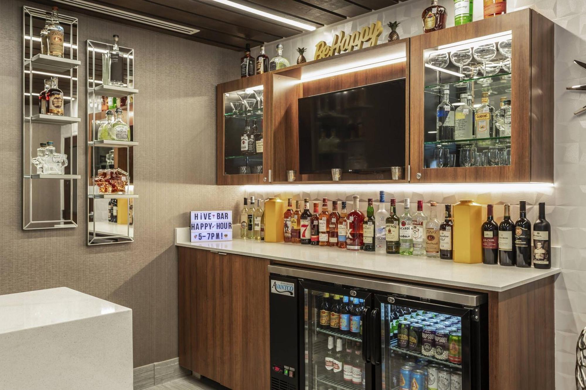 Springhill By Marriott The Domain Area 3*
