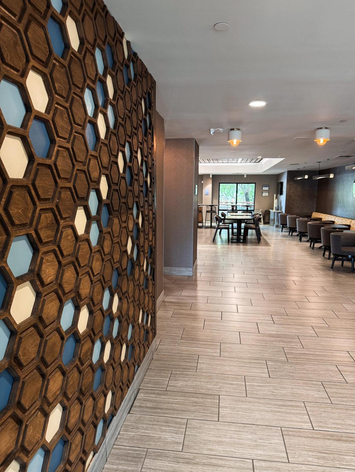 Springhill By Marriott The Domain Area Hotel Austin