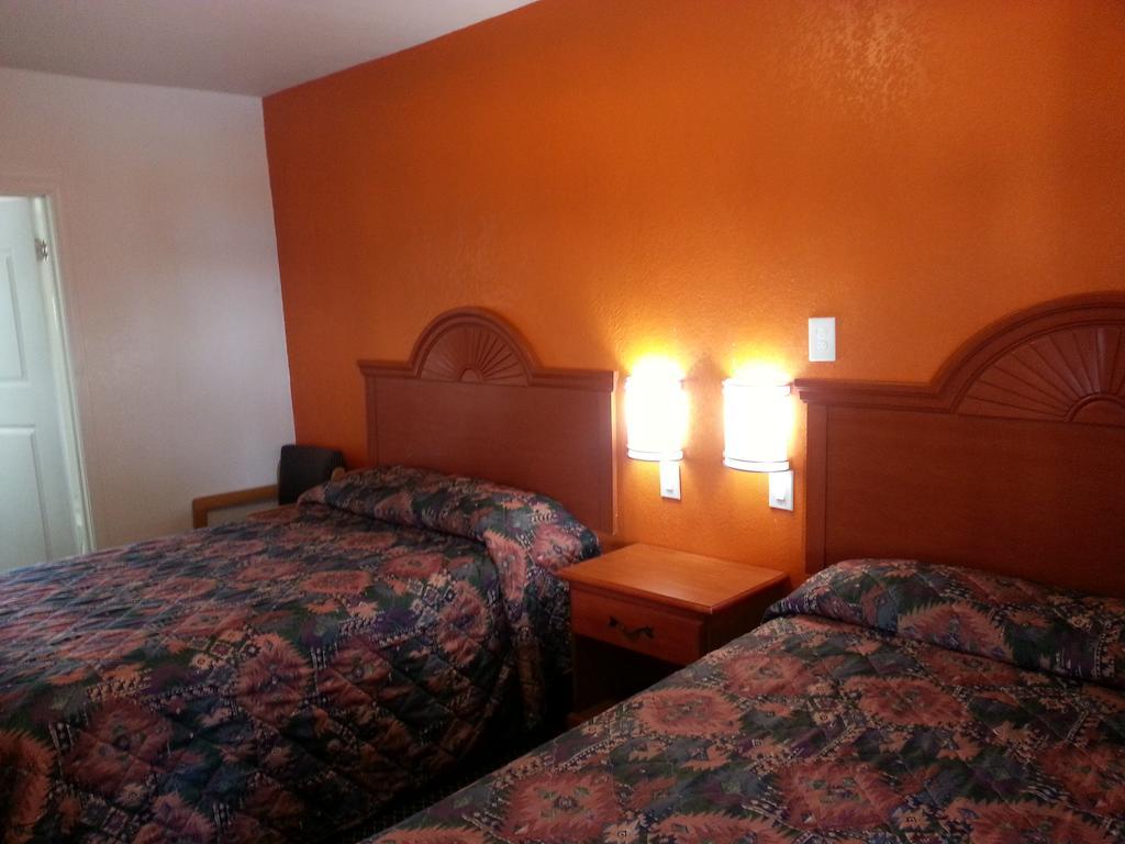 Motel Ace