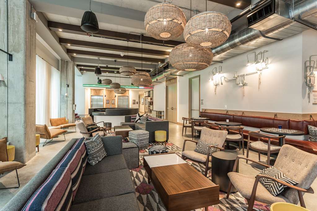 Aloft Downtown Hotel Austin