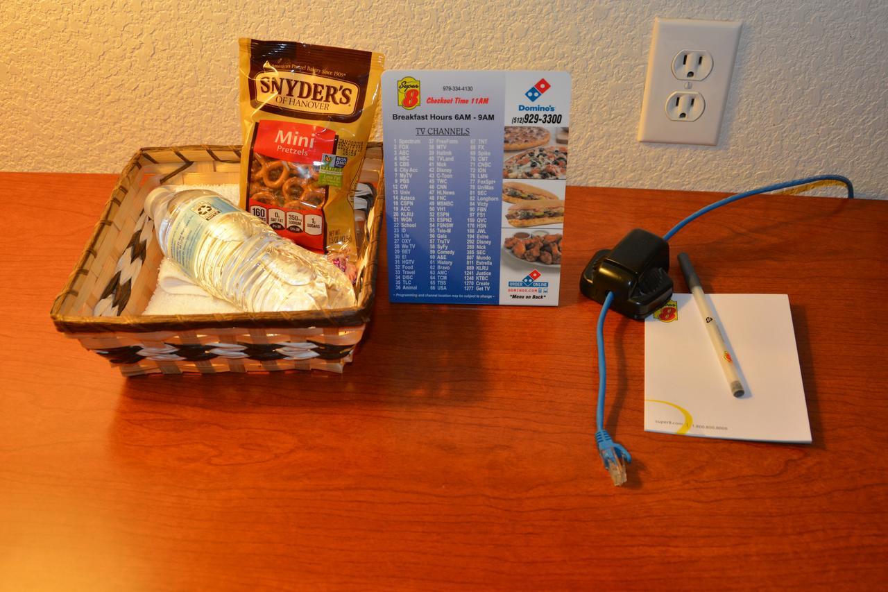 Super 8 By Wyndham Austin/airport South 2* Austin