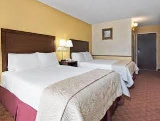 Hotel Ramada By Wyndham South Austin