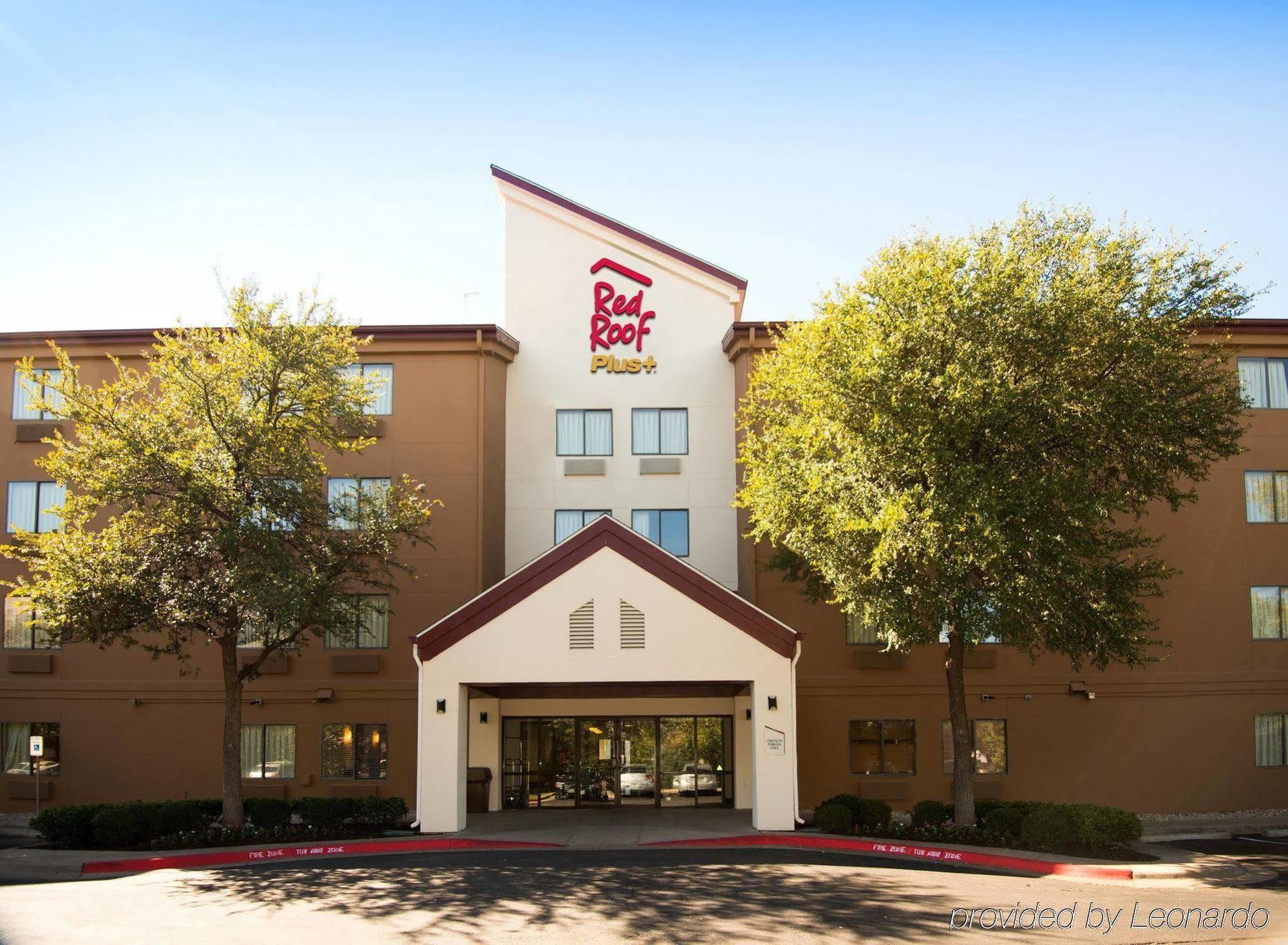 Hotel Red Roof Plus+ South 3*