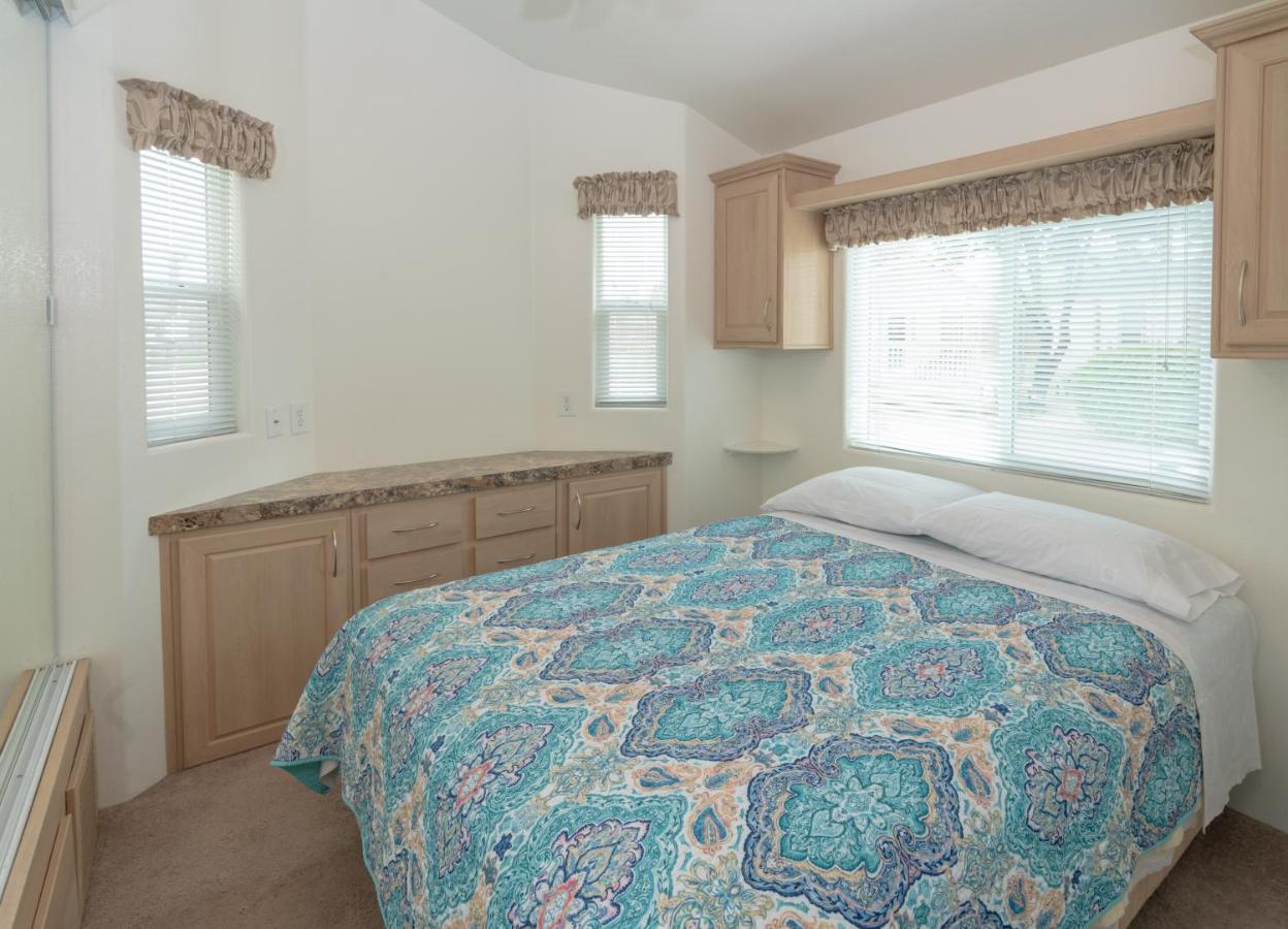 Holiday park Lone Star Rv Austin