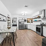 Bentwood Oasis In Austin House