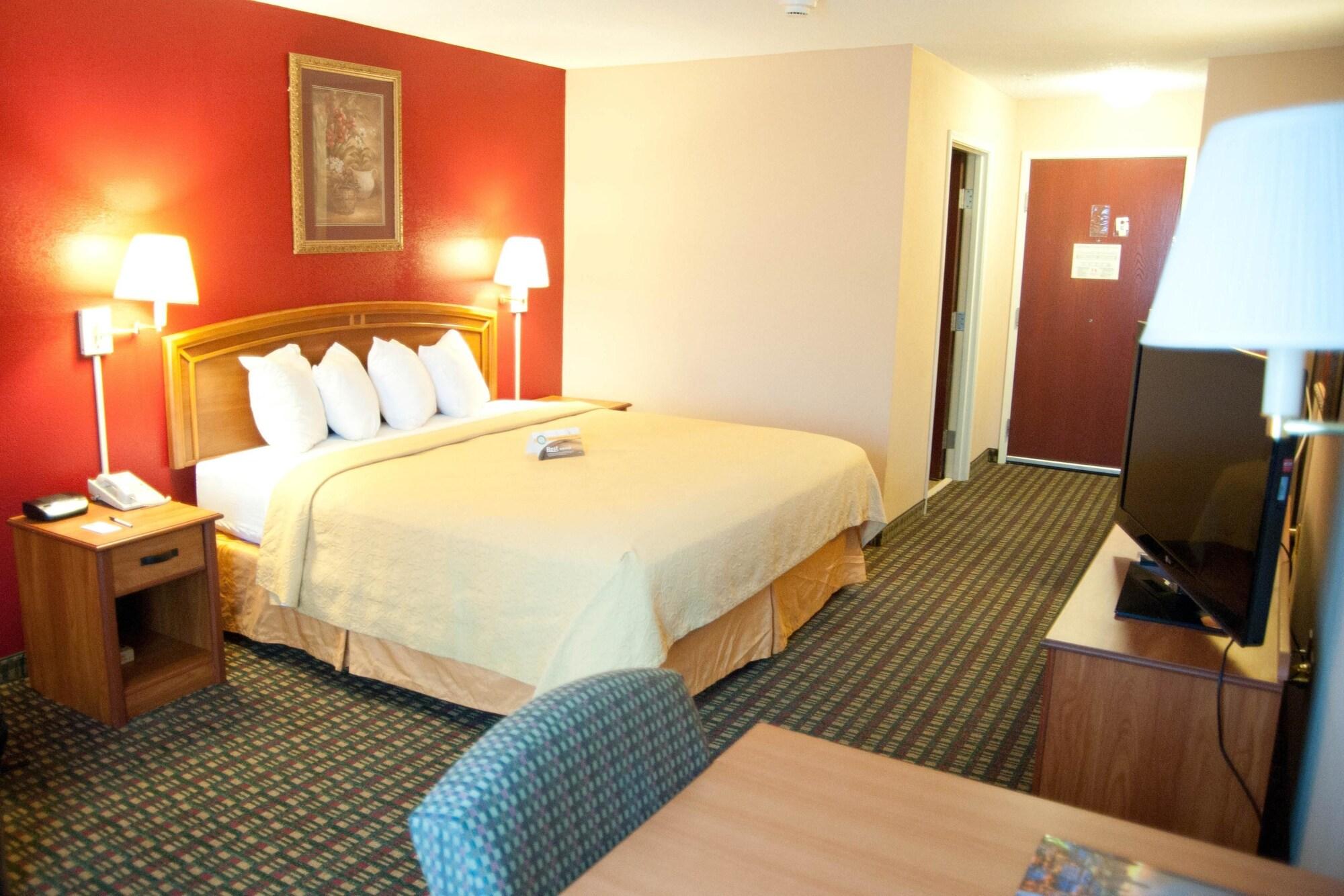 Quality & Airport Hotel Austin
