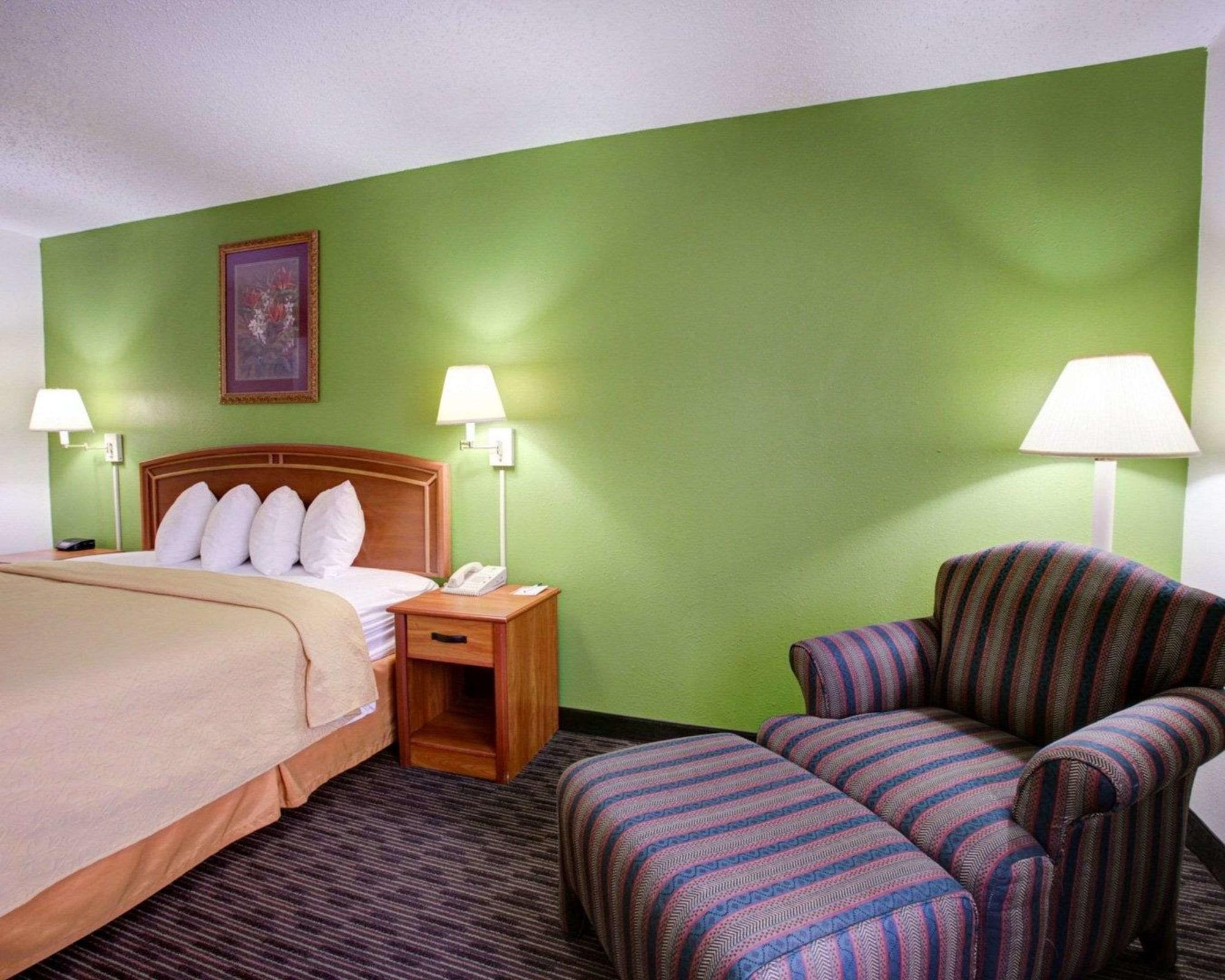 Quality & Airport Hotel Austin