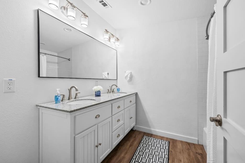 Apartment Bentwood Oasis In House