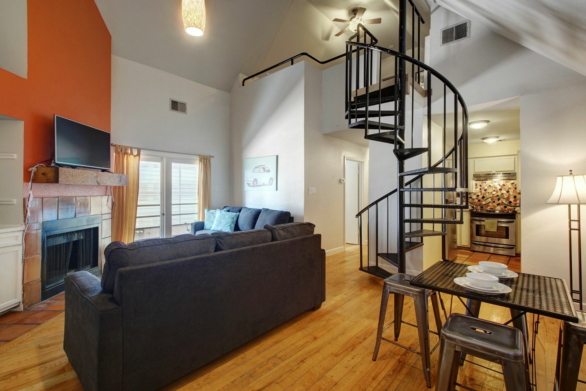 4 Bedroom Penthouse By Austinstays