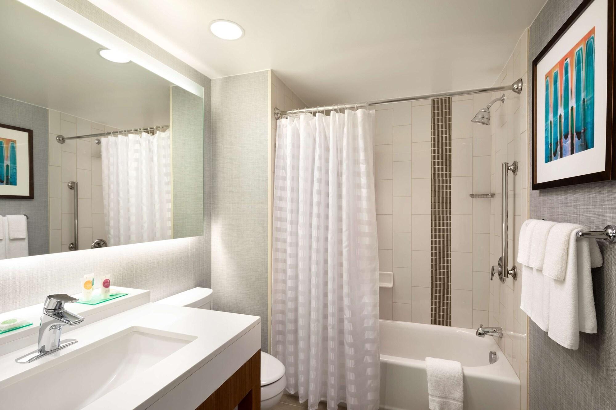Hyatt Place Downtown 3*