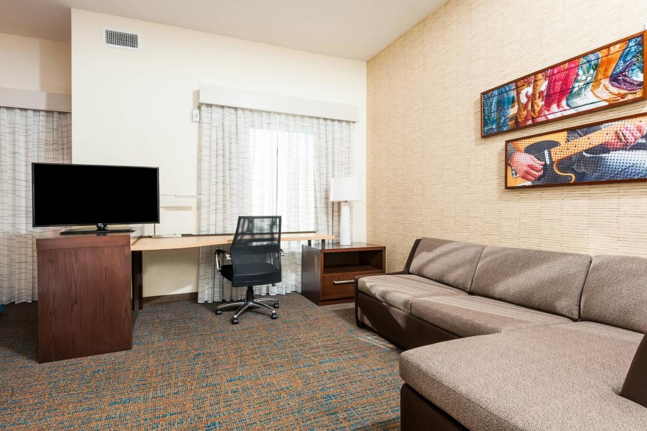 By Marriott Airport Austin