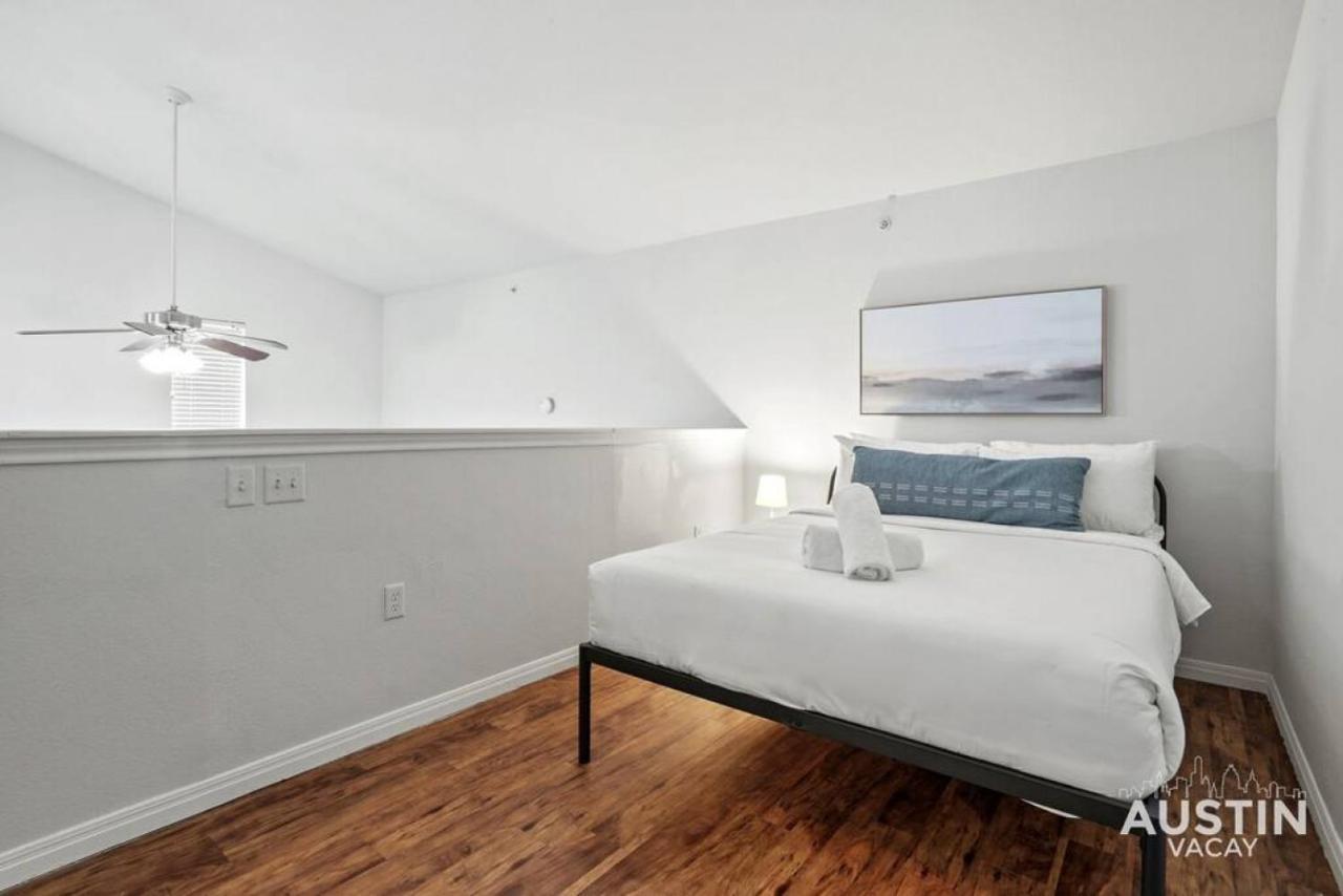 Spiral Stairs To Loft Bedroom Balcony With Shade Apartment Austin