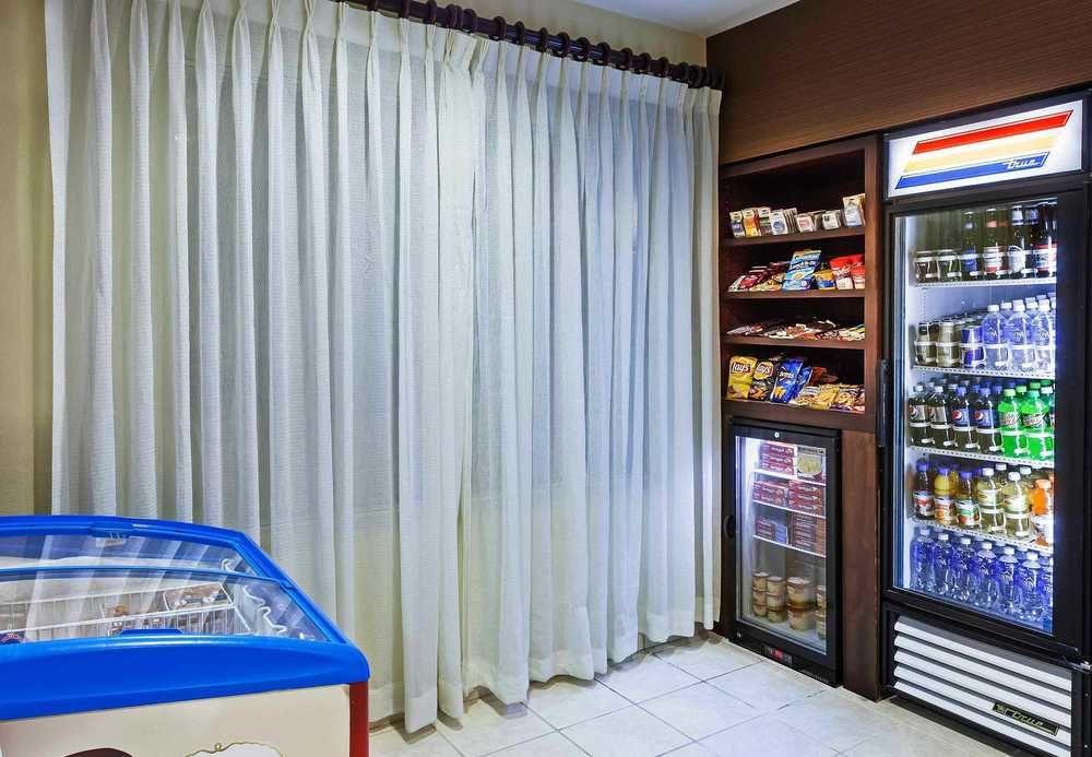 Hotel Fairfield And By Marriott Northwest/the Domain Area 3*