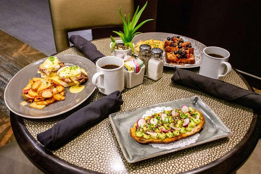 The Royal Sonesta Stephen F Hotel 4*