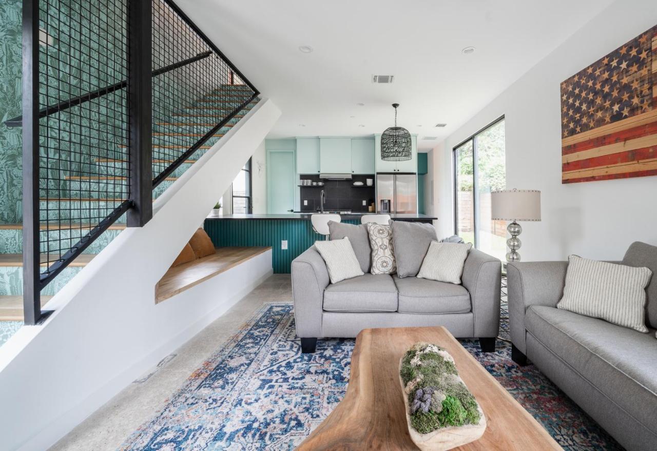 East Modern *