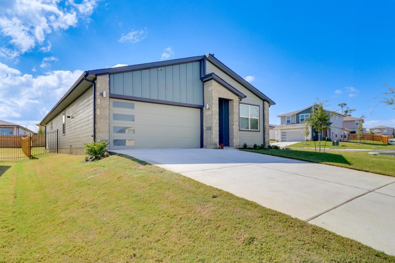 Holiday home Bright Vacation About 10 Mi To Downtown! Austin