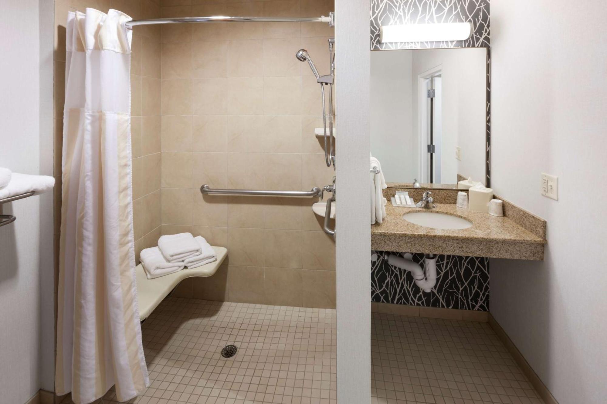 Hotel Hilton Garden North 3*