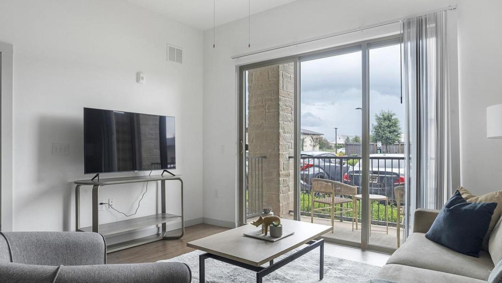 Landing At The Haywood - 1 Bedroom In Slaughter Creek