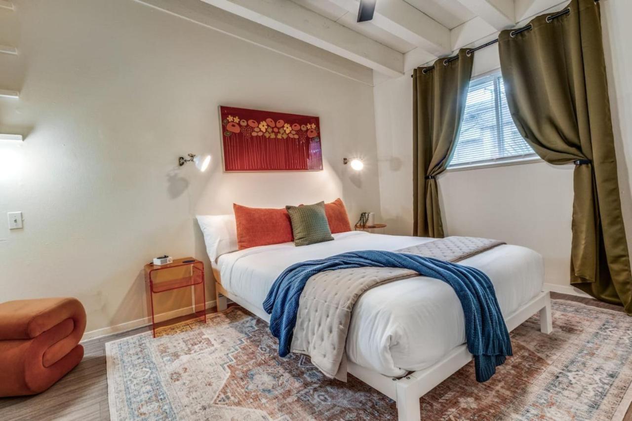 Modern Comfort Pet-friendly Apartment *