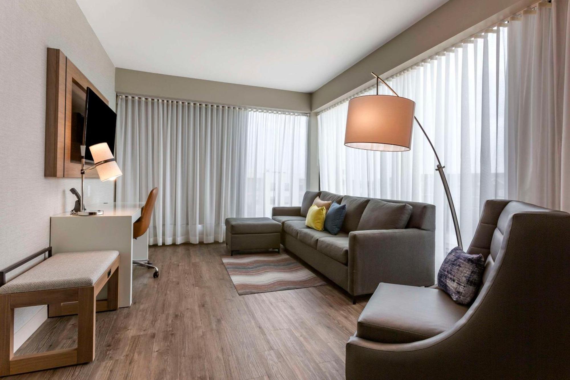 Cambria Airport Hotel